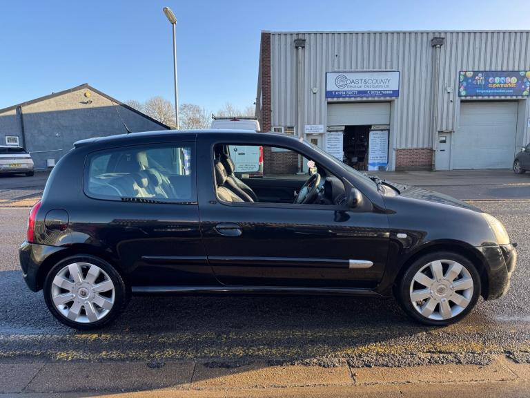 2005 Renault Clio 2.0 16V RenaultSport 182 3dr / LOW MILEAGE / FULL HISTORY