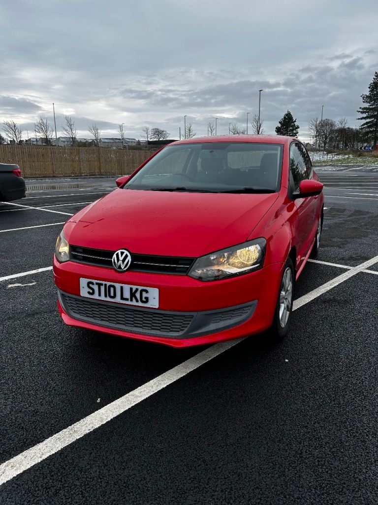Volkswagen POLO 2010 1.6 Manual 3 doors Long MOT Full Service- Needs an Injector 