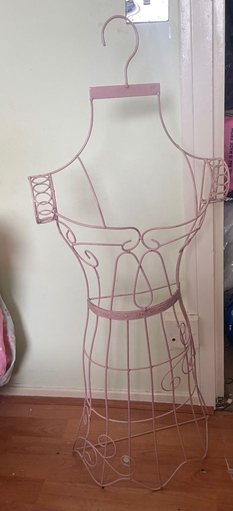 Cute dress mannequin accessory 