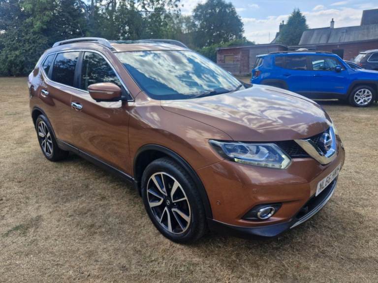 Nissan X-Trail Tekna (2016) 1.6 dCi. Top spec! Great example! ULEZ! good history, 2 keys.