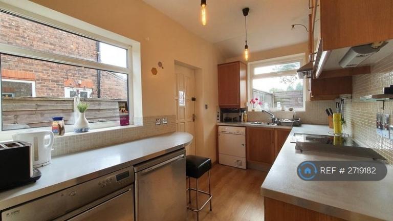 1 bedroom in Burnside Drive, Greater-Manchester-County, M19 (#2719182)