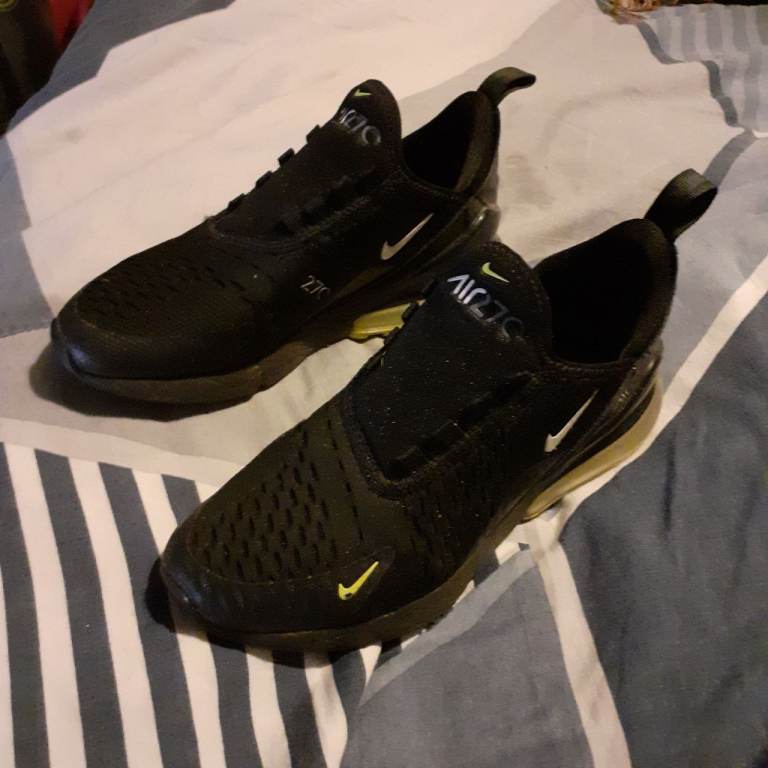 Nike trainers 27c