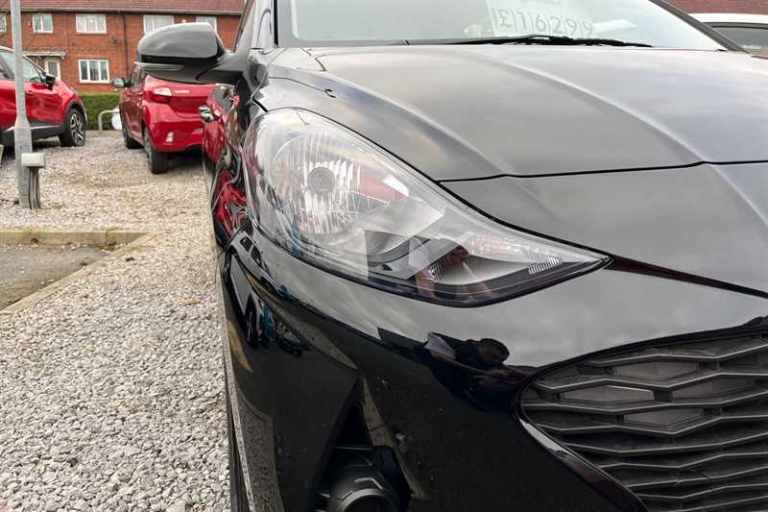 2025 Hyundai i10 1.2 Advance Hatchback 5dr Petrol Auto Euro 6 (s/s) (79 ps) Hatchback Petrol Auto...