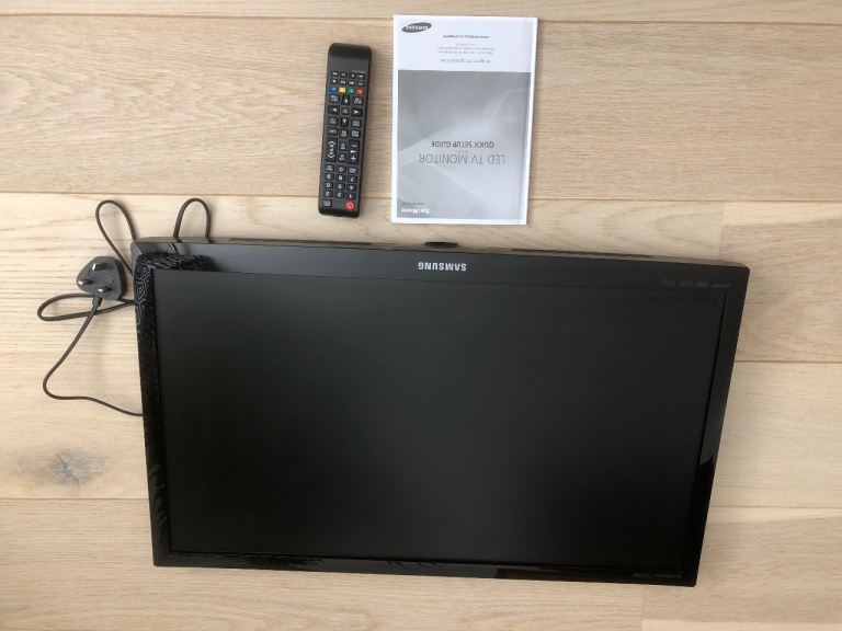 Samsung 27” Tv