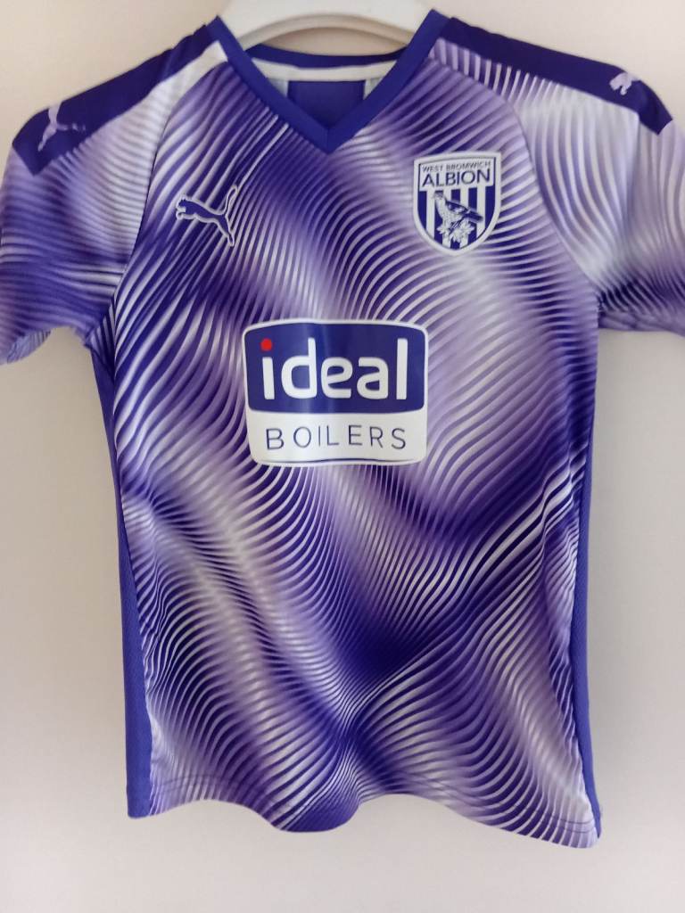 image for West Bromwich Albion football shirt 