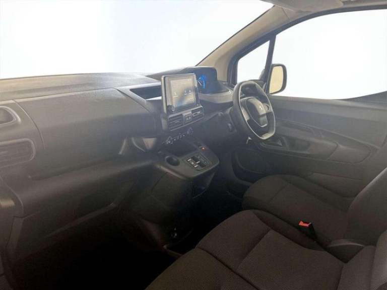 2022 Peugeot Partner M 136 Auto L1H1 SWB 50Kwh Battery Manual Panel Van Diesel Manual