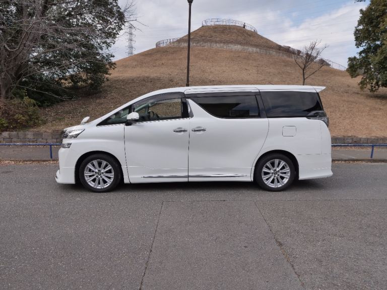 Toyota vellfire ZA  2015 30 series 