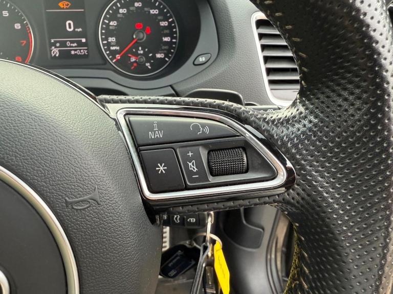 AUDI Q3 2.0 TDI Black Edition S Tronic quattro Euro 6 (s/s) 5dr 2017