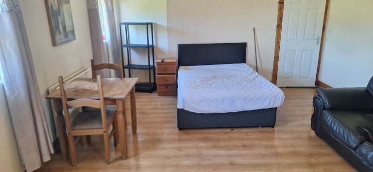 Flat for rent forkill area