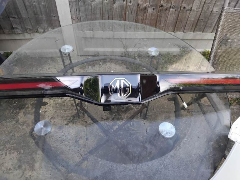 2024 mg4 tailgate light 