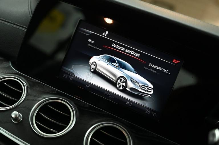 2017 Mercedes-Benz E Class E220d AMG Line 4dr 9G-Tronic SALOON DIESEL Automatic