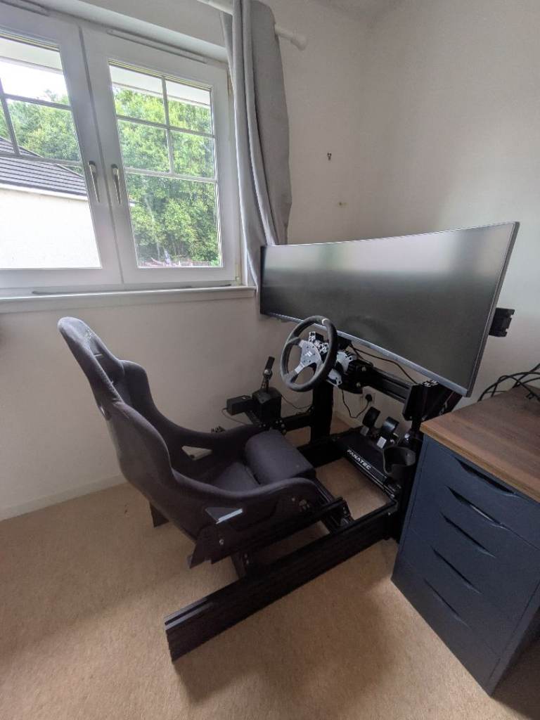 Fanatec CSL DD 8Nm Boost Kit + GT Omega Prime Cockpit + Samsung 49" CRG9