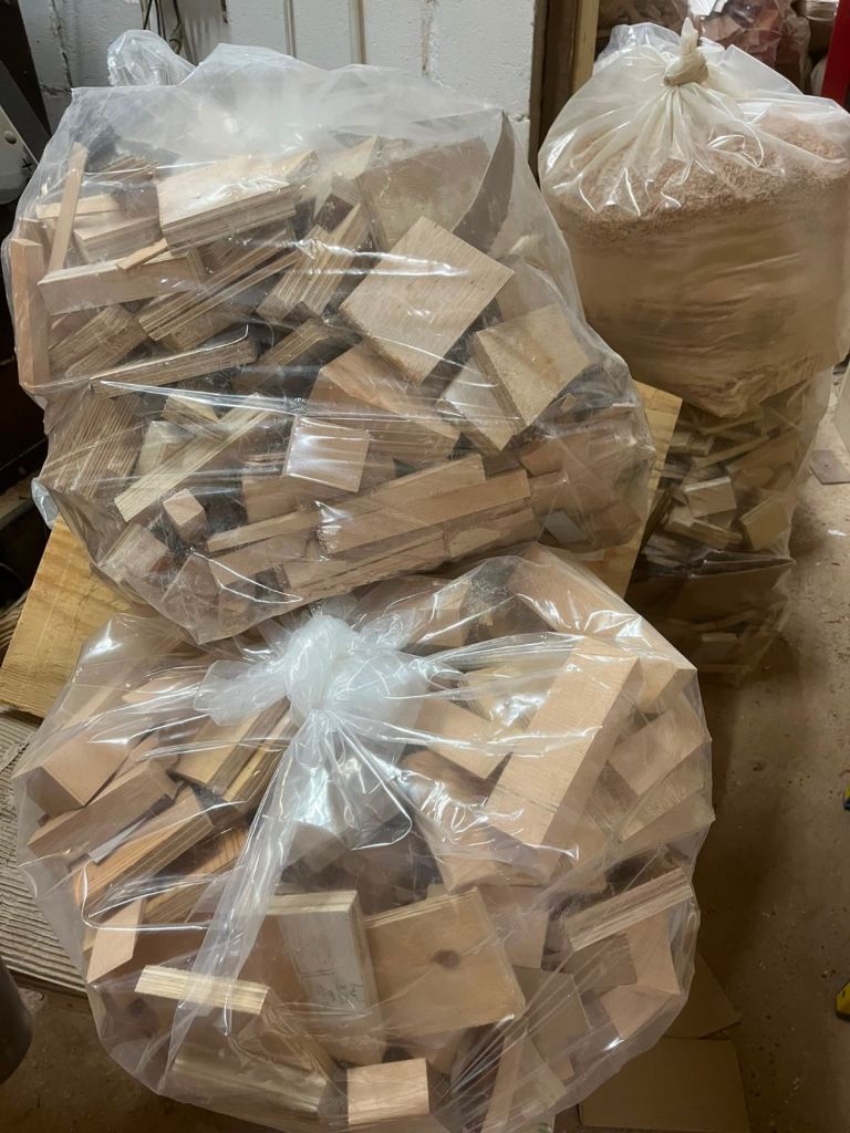 FREE WOOD OFFCUTS