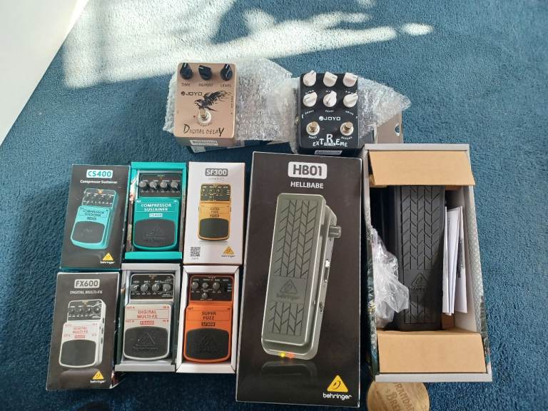 Guitar Pedals Job Lot with pedal Board– Behringer, Joyo, and more, Good Condition