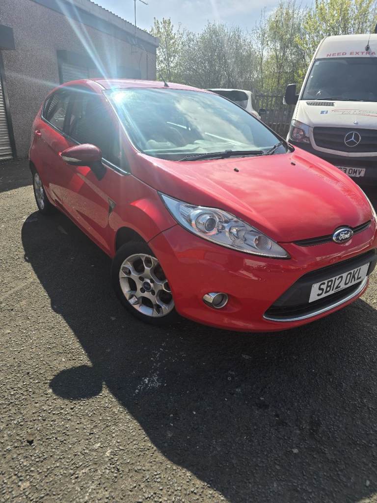 Ford fiesta 2012 plate