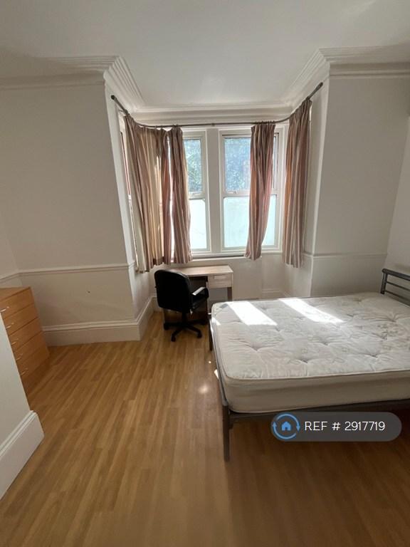 1 bedroom in Barnwood Road, Gloucester, GL2 (#2917719)