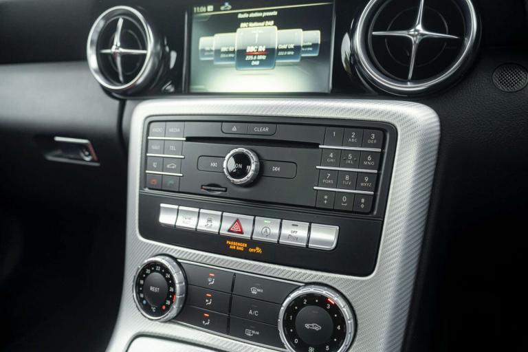 2016 Mercedes-Benz SLC 2.0 SLC 200 AMG Line Auto 2dr Convertible Petrol Automatic