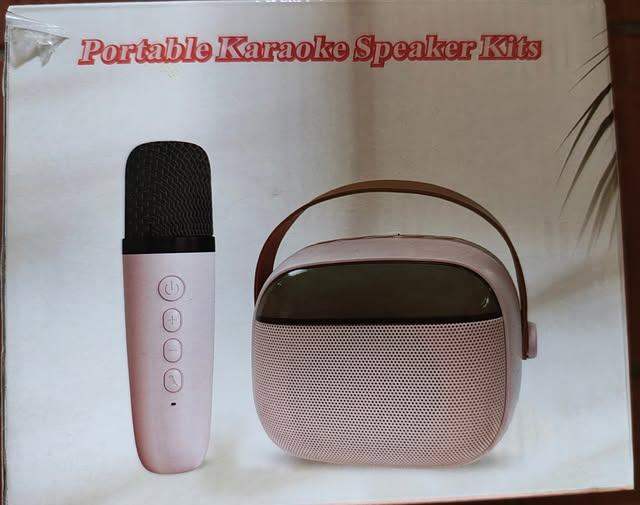 NEW CHILD'S KARAOKE MACHINE WITH 2 MICROPHONES