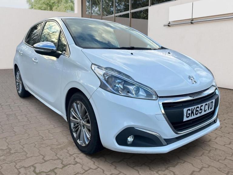 2015 Peugeot 208 1.2 PureTech Allure Euro 6 5dr HATCHBACK Petrol Manual