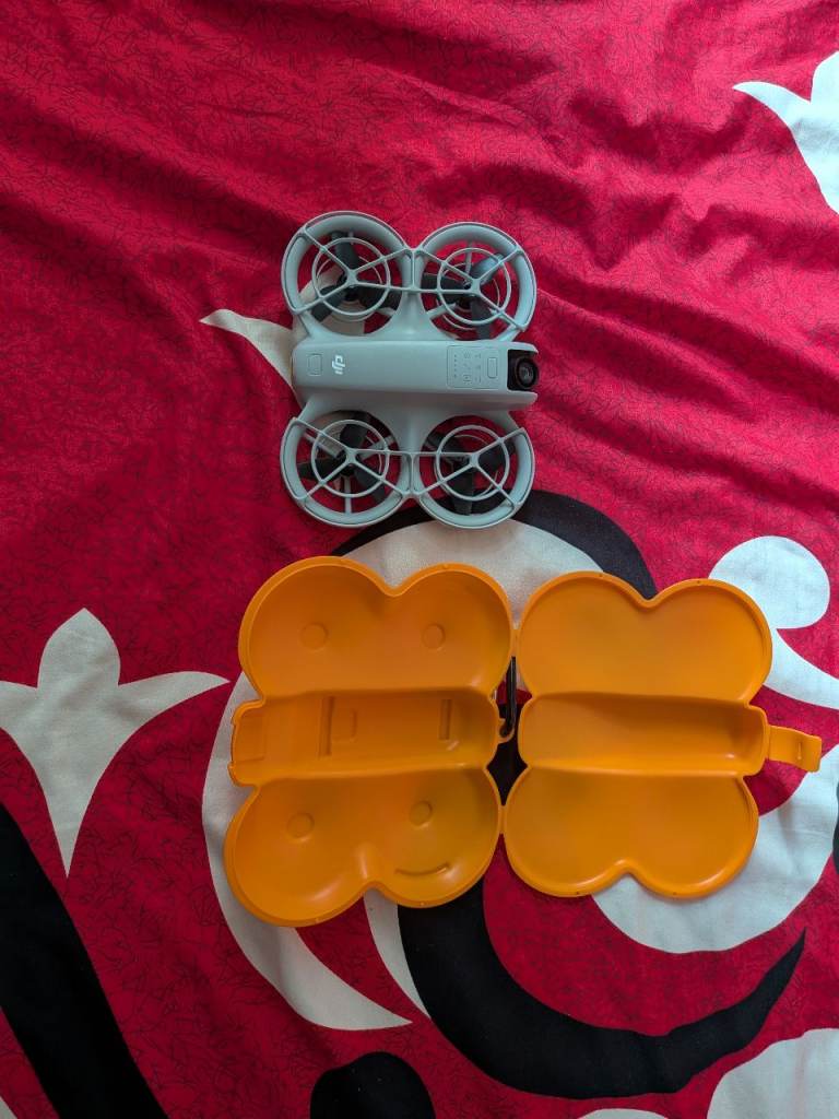 DJI Neo - mini drone - very good condition 