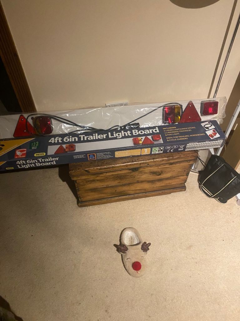 Large Trailer lightboard brand new boxed  4 foot 6 inch wide 