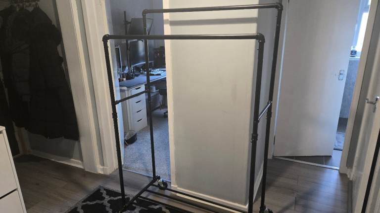 Clothes Rail with wheel and lower storage