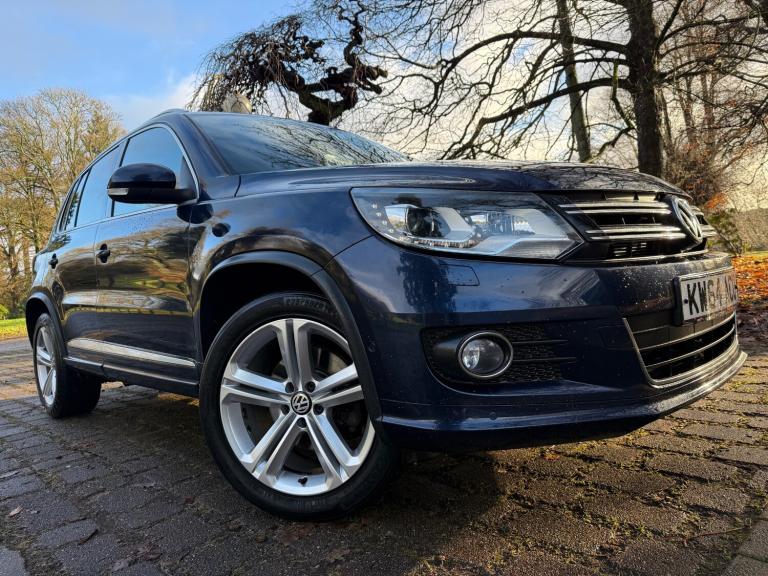 image for 2015 Volkswagen Tiguan 2.0 TDi BlueMotion Tech R-Line 5dr DSG ESTATE Diesel Automatic