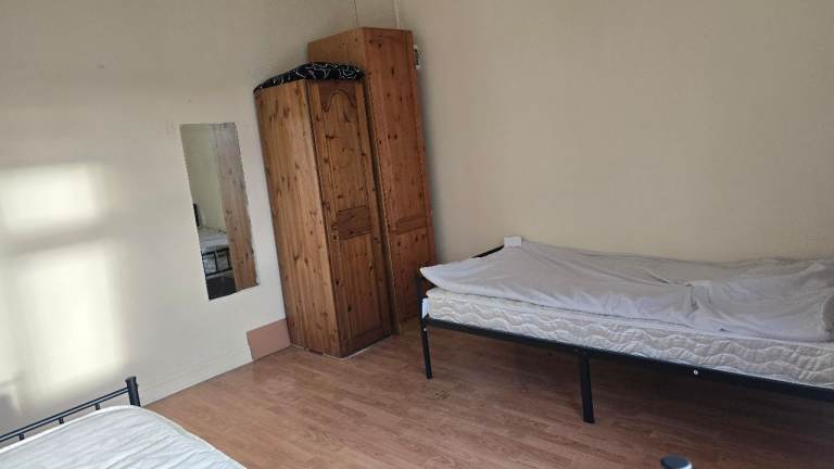 Double Room To Rent