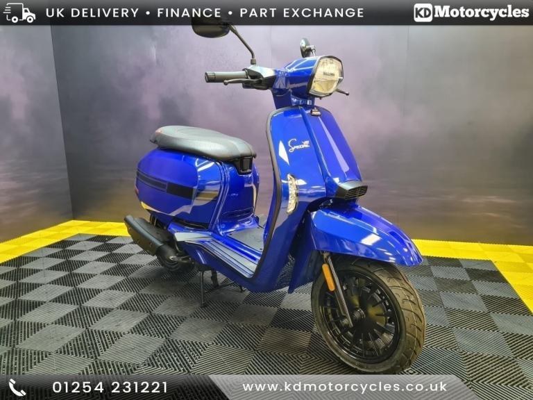 Lambretta V 50 2025 Learner Legal 50cc Retro Scooter