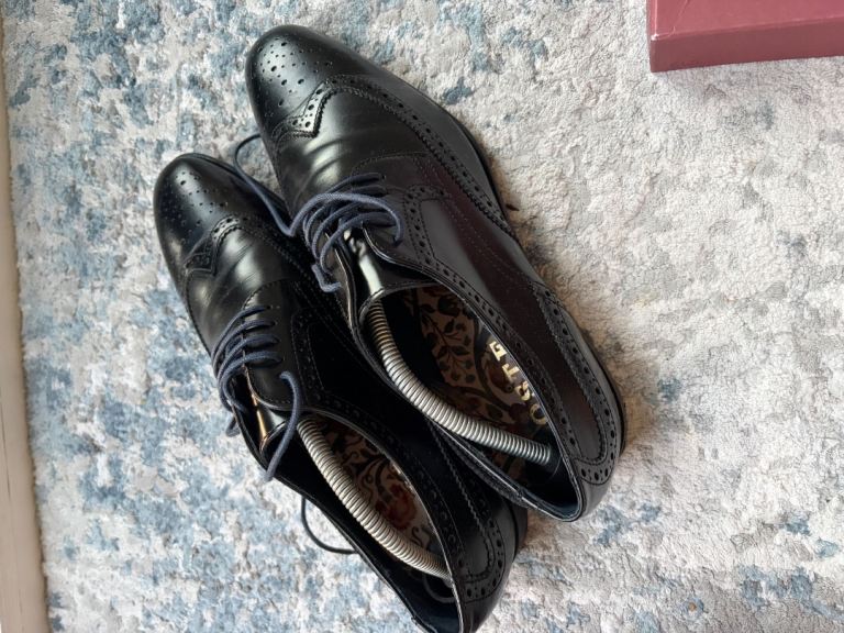 POSTE brogue shoe
