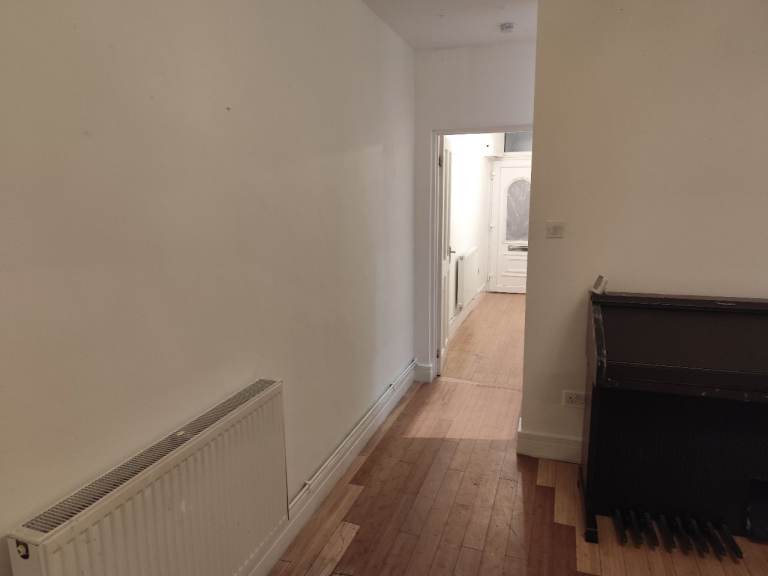 2 bedrooms house for rent available in Blackburn Lancashire 