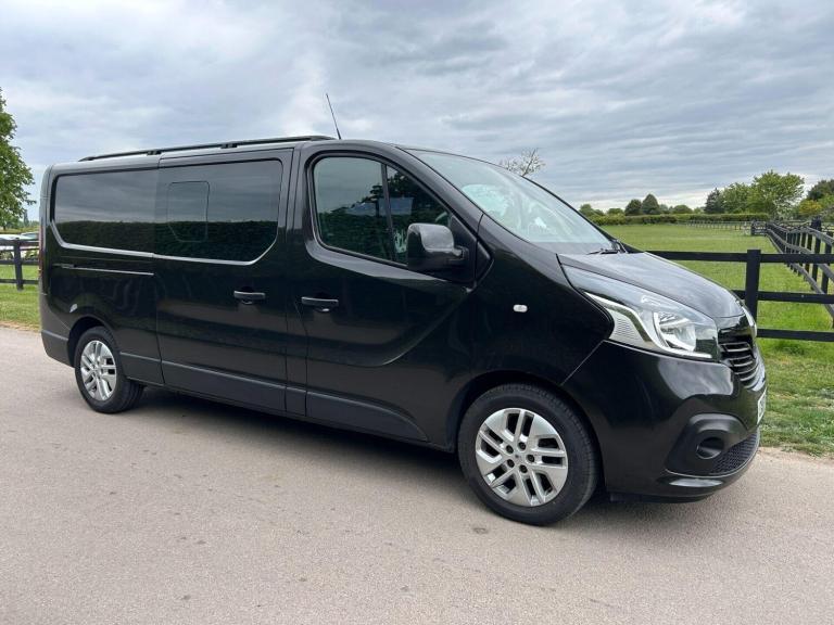 2018 Renault Trafic 1.6 dCi ENERGY 29 Sport Nav Crew Van LWB Euro 6 (s/s) 6dr Crew Van Diesel Manual