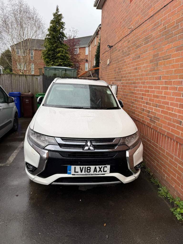 Mitsubishi, OUTLANDER, Estate, 2018, Other, 1998 (cc), 5 doors