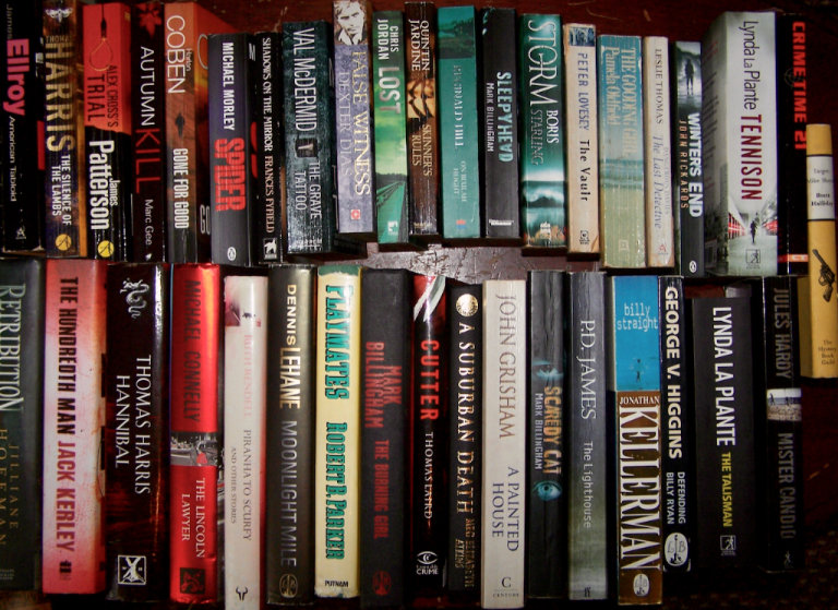 Lots of crime fiction! Ellroy, Harris, Coben, McDermid, La Plante, more! Going cheap! ;)