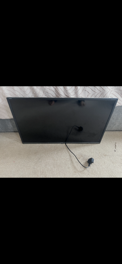 32 inch sharp tv with wall bracket 