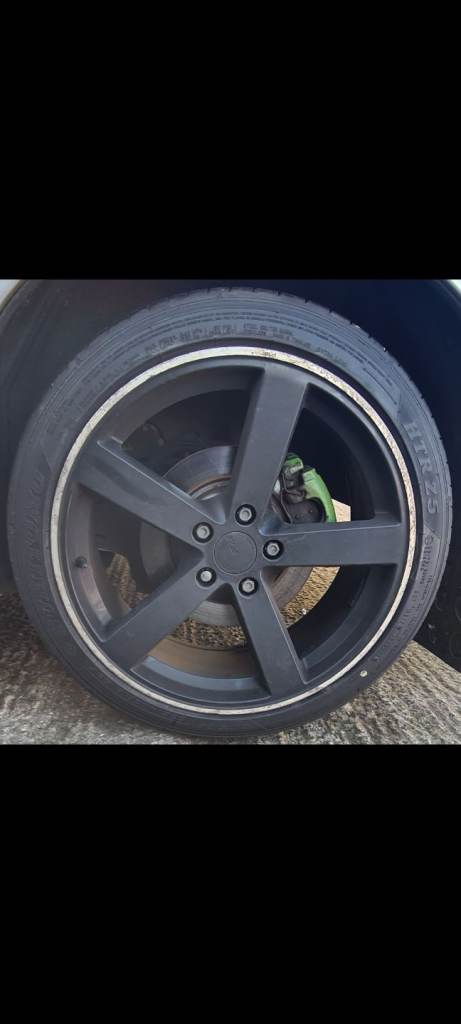 Ford/Volvo Wheels with tyres