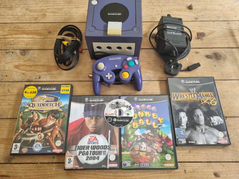 Nintendo Gamecube plus 5 games