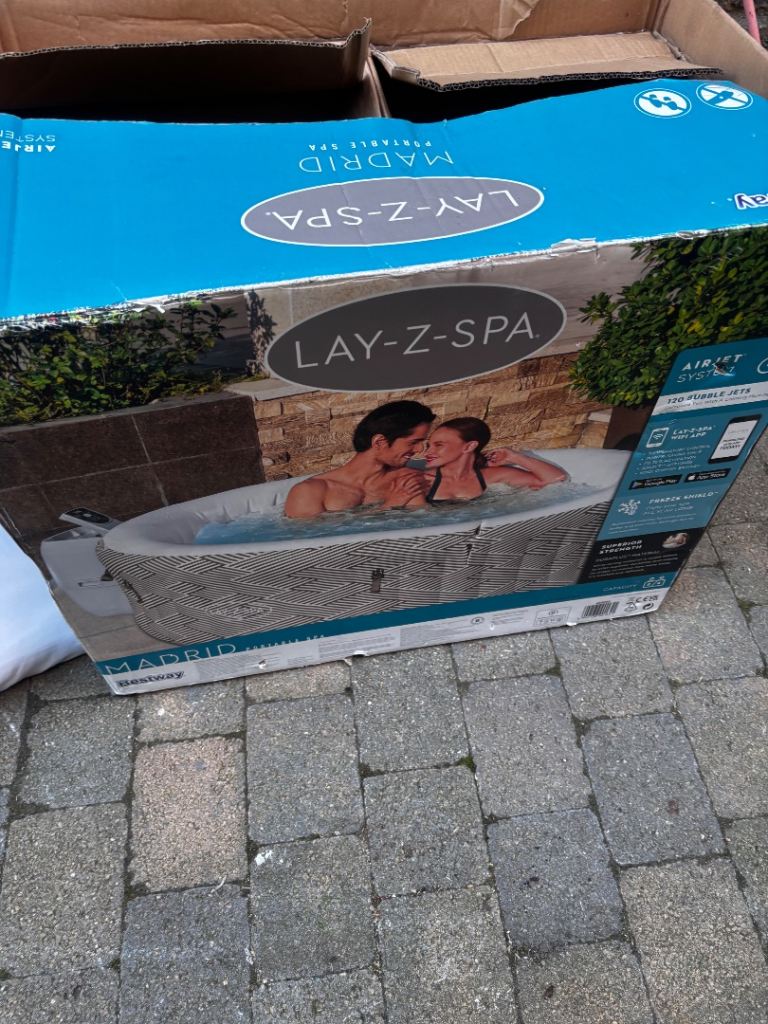 For sale Layz spa Madrid spares and repairs 