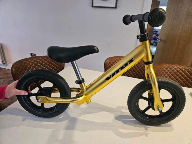 Vitus Nippy balance bike 
