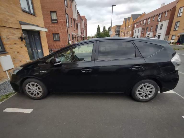 Toyota Prius Plus 2015 5 doors 7 seats