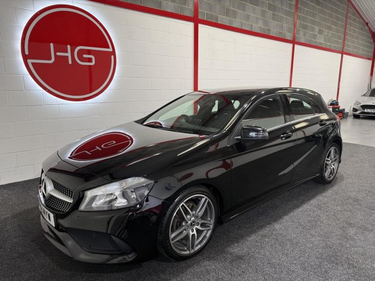 MERCEDES-BENZ A CLASS 1.6 A200 AMG Line 2018