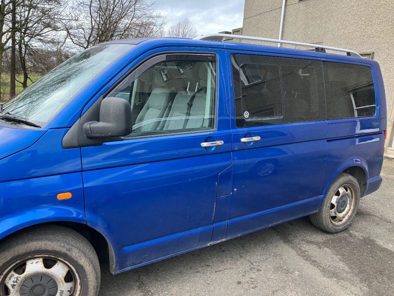 VW Transporter 9 seats