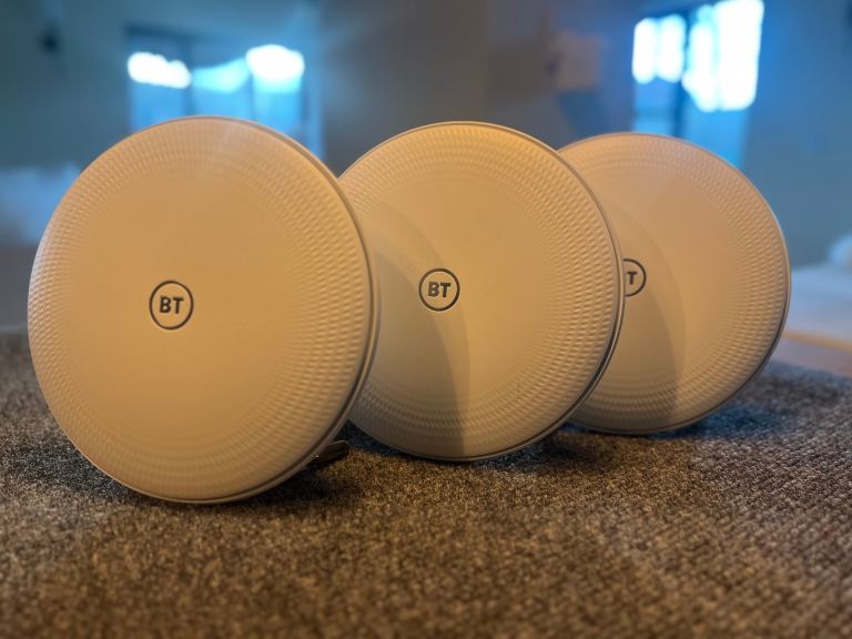 BT Whole Home Wi-Fi 3 discs 088269