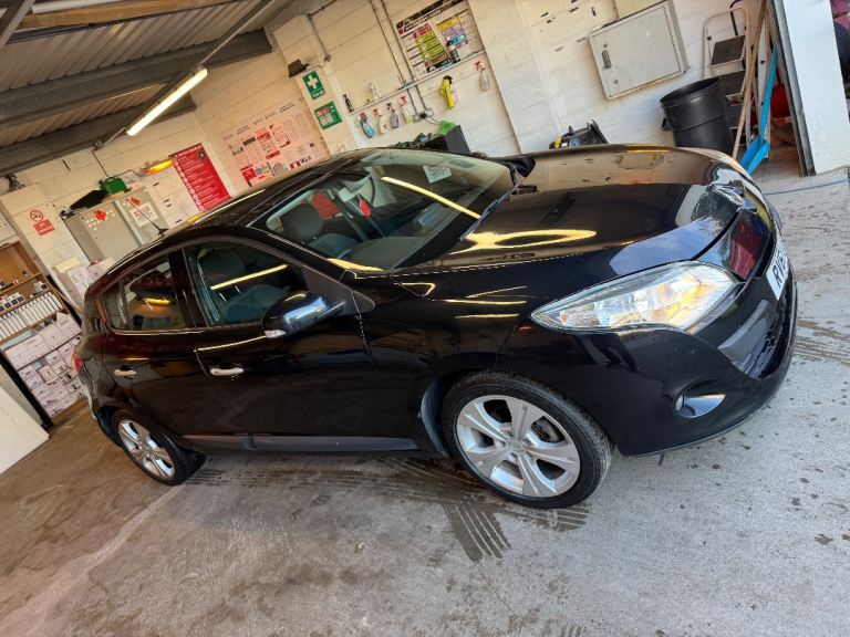 Renault, MEGANE, Hatchback, 2011, Manual, 1461 (cc), 5 doors