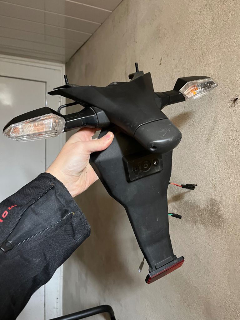 Kawasaki 2012 ER6F/N Tail Unit Number Plate Holder Rear Fender Mudguard