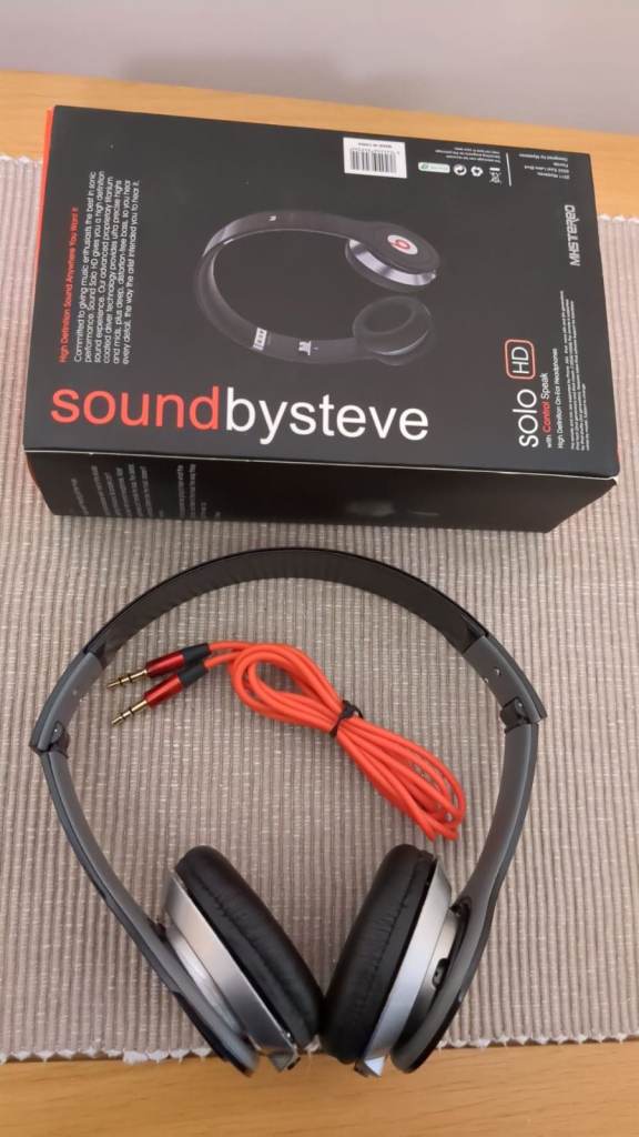 Beats Solo HD Headphones - Grey with Original Box