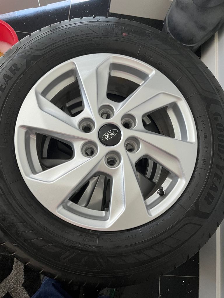 New shape ford transit custom alloys