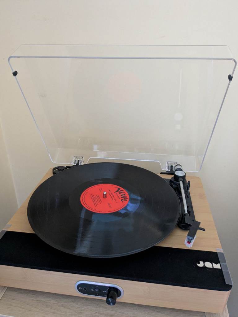 Jam Sound Stream+ Turntable, Built-in Stereo Speakers