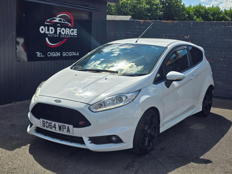 2014 Ford Fiesta 1.6T EcoBoost ST-2 Euro 5 3dr HATCHBACK Petrol Manual