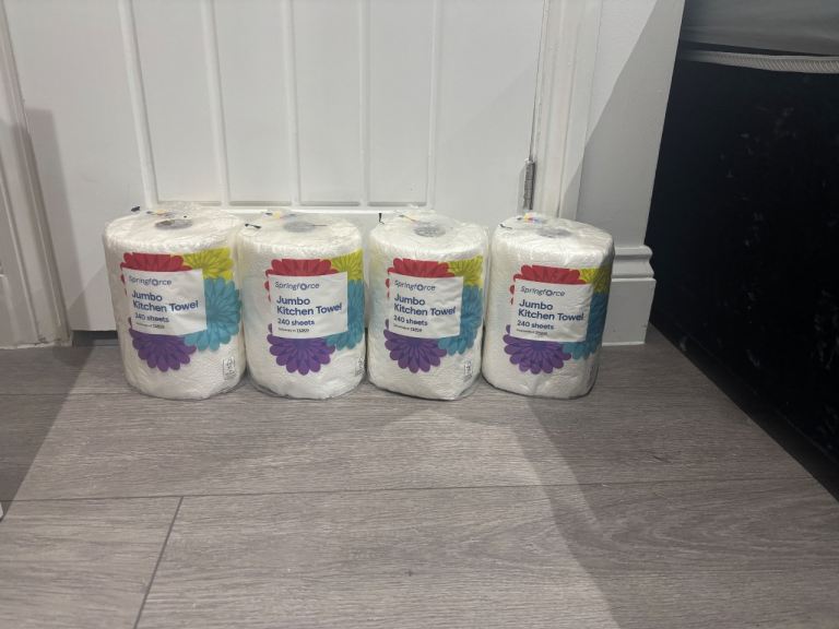 Jumbo Kitchen Towels - 4 Rolls, New